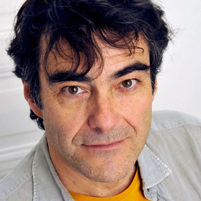Biographie Michel Izard Journaliste Fils De Christophe Izard