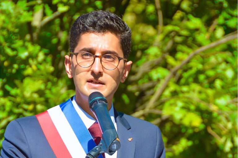 Zartoshte Bakhtiari Wikipédia