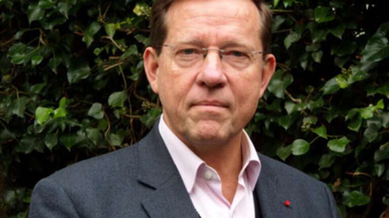 Pourquoi Pierre Servant Met Un Bonnet