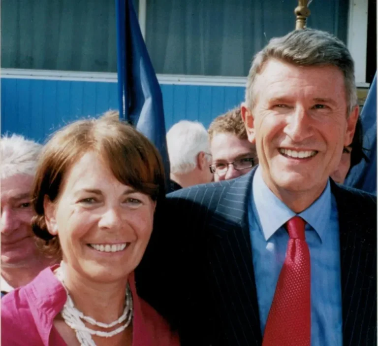 Qui Est La Compagne De Philippe De Villiers ?