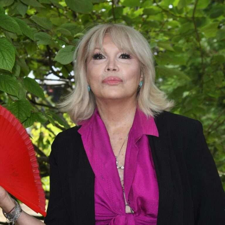 Qui Est Le Père Du Fils D'Amanda Lear