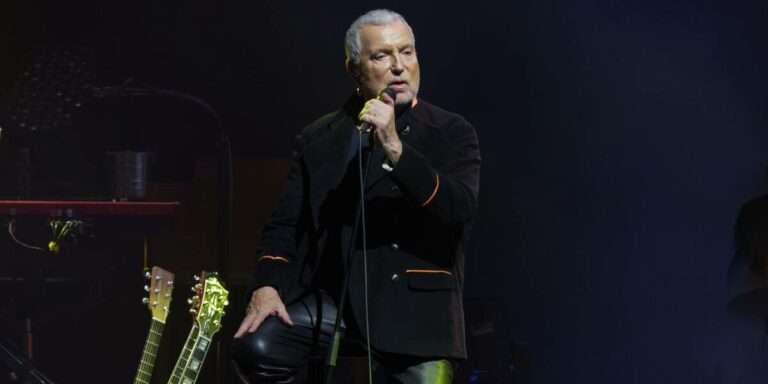 Etienne Daho Épouse Bernard Lavilliers Épouse