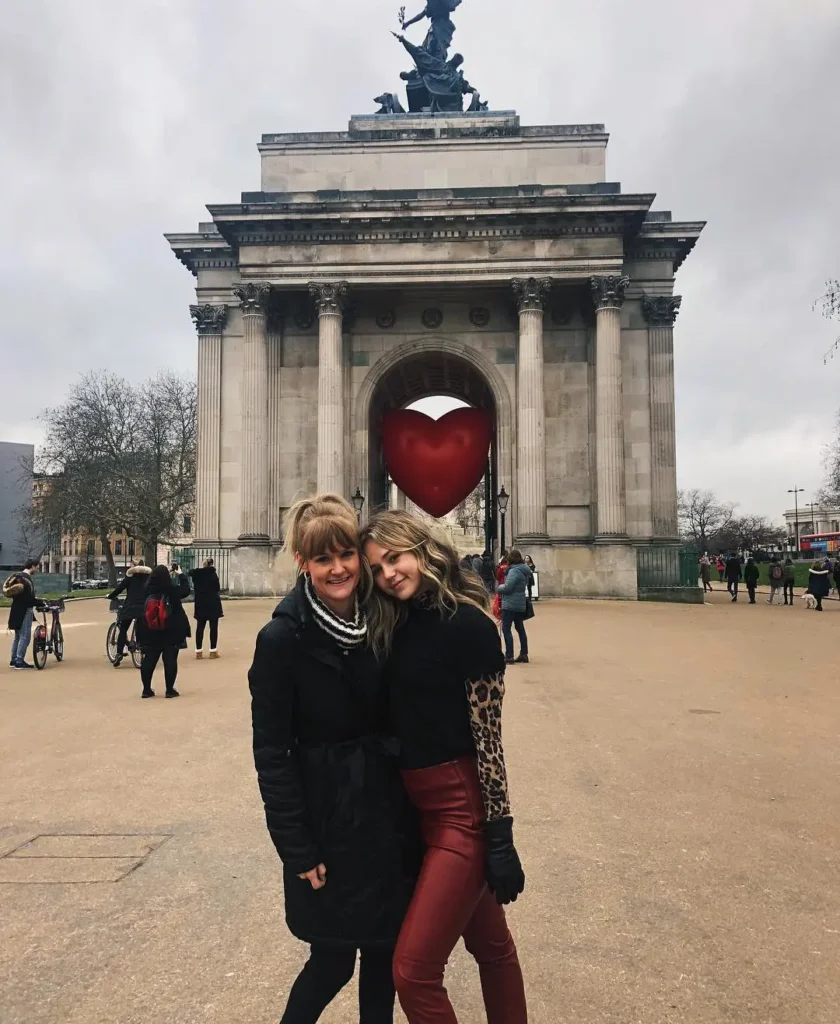 Brec Bassinger Parents