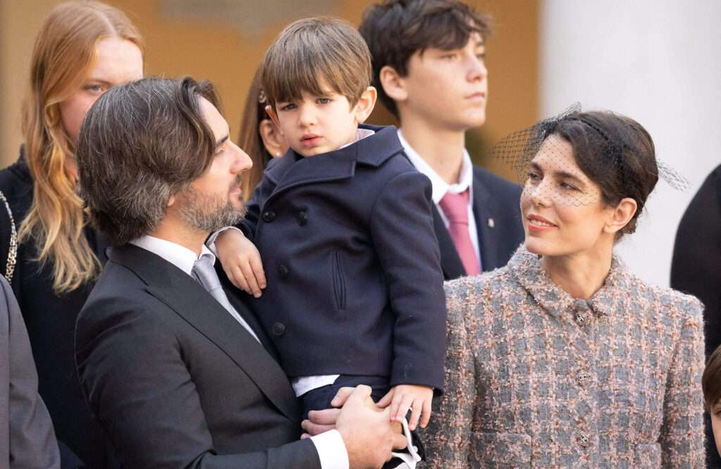 Charlotte Casiraghi Et Ses Fils Charlotte Casiraghi Et Ses Fils