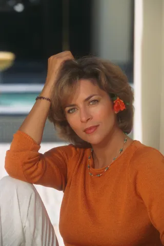 Corinne Touzet Jeune 