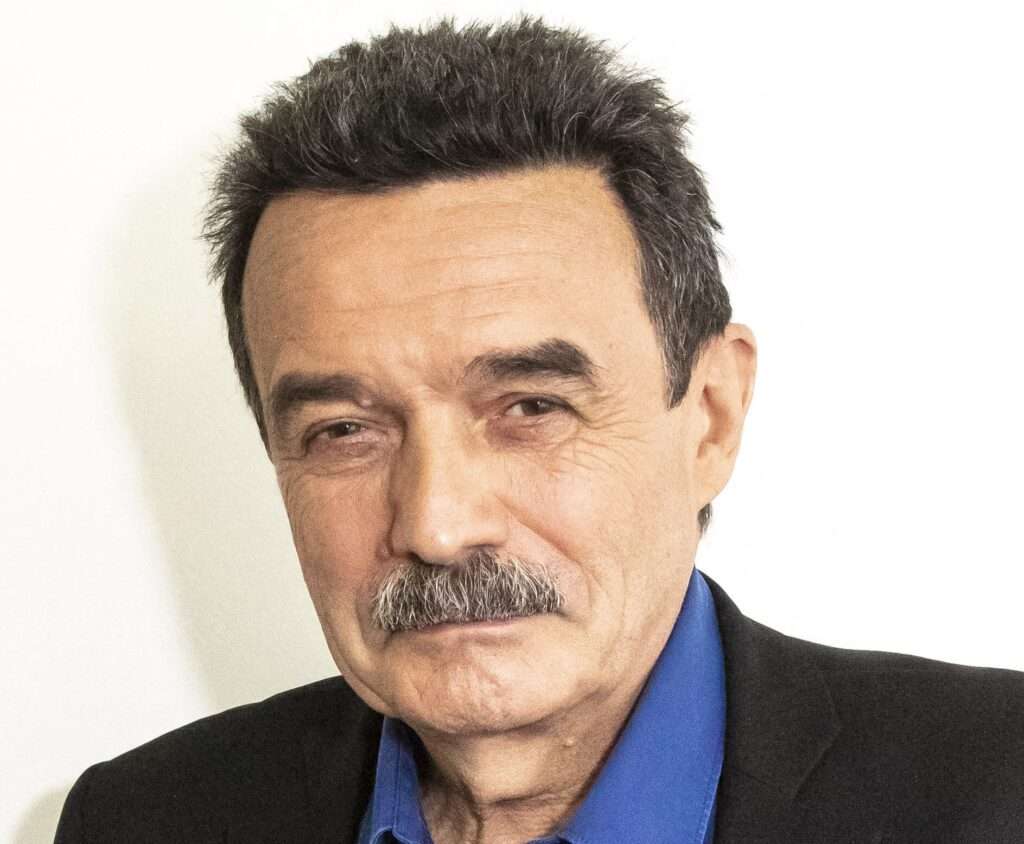 Edwy Plenel Origine Parents