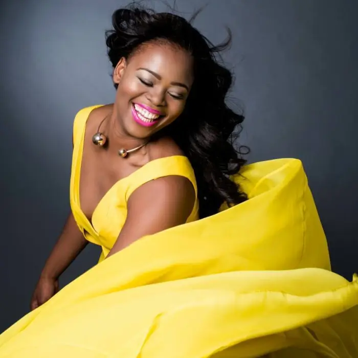 Pretty Yende Taille