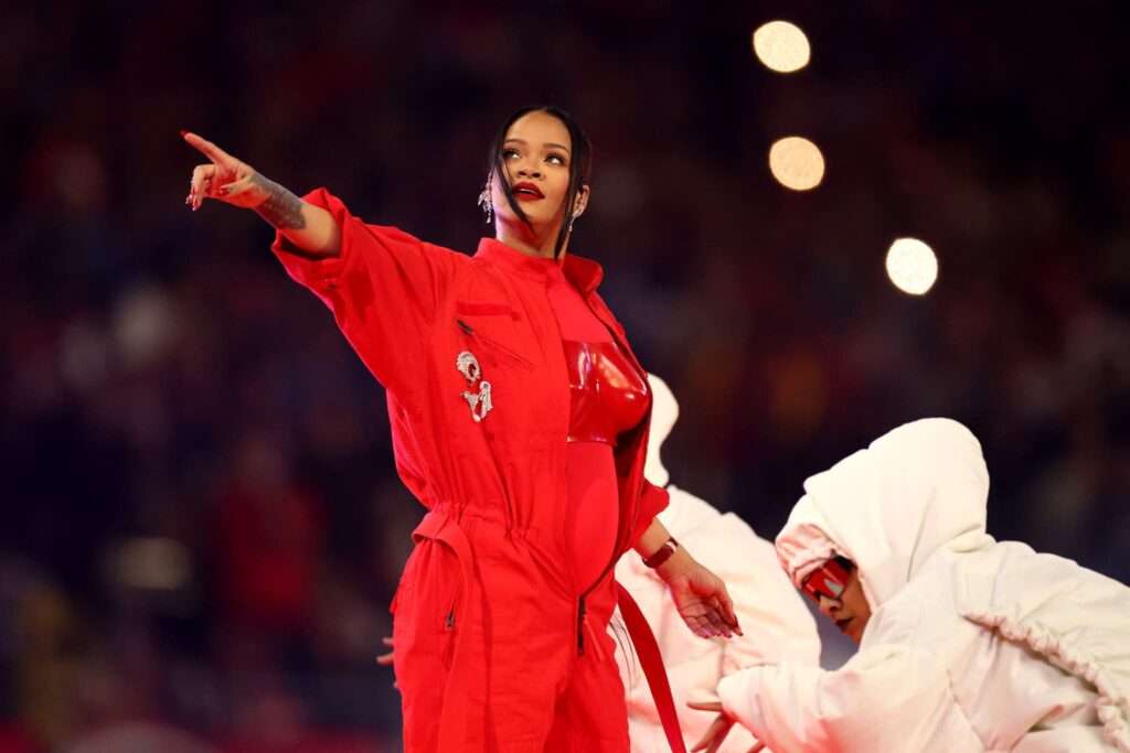 Rihanna Encore Enceinte