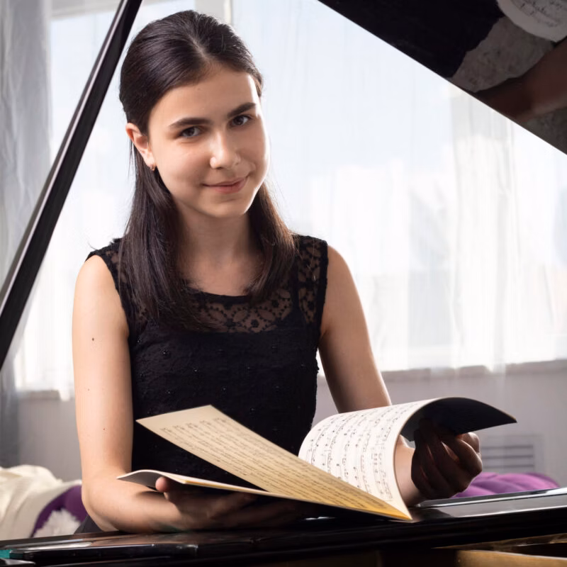 Alexandra Dovgan Wikipedia Alexandra Dovgan Wikipedia